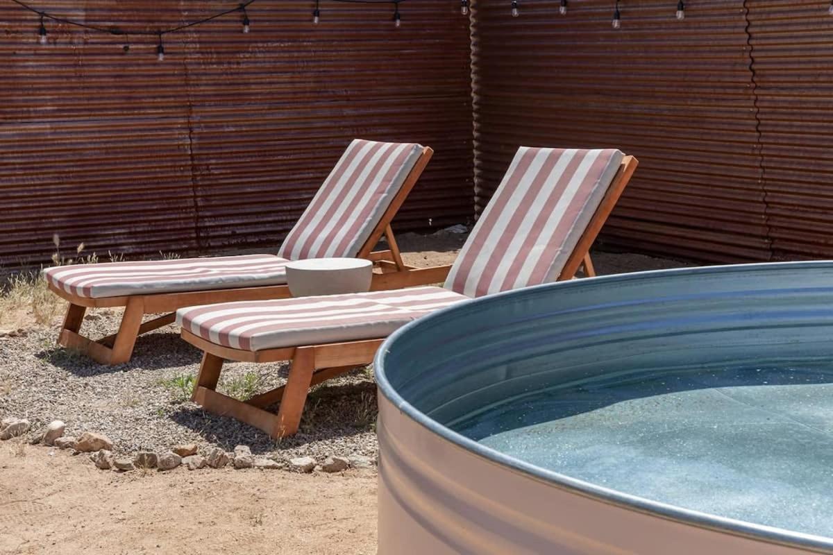 Joshua Tree - Le Tout Petit W Hot Tub ภายนอก รูปภาพ