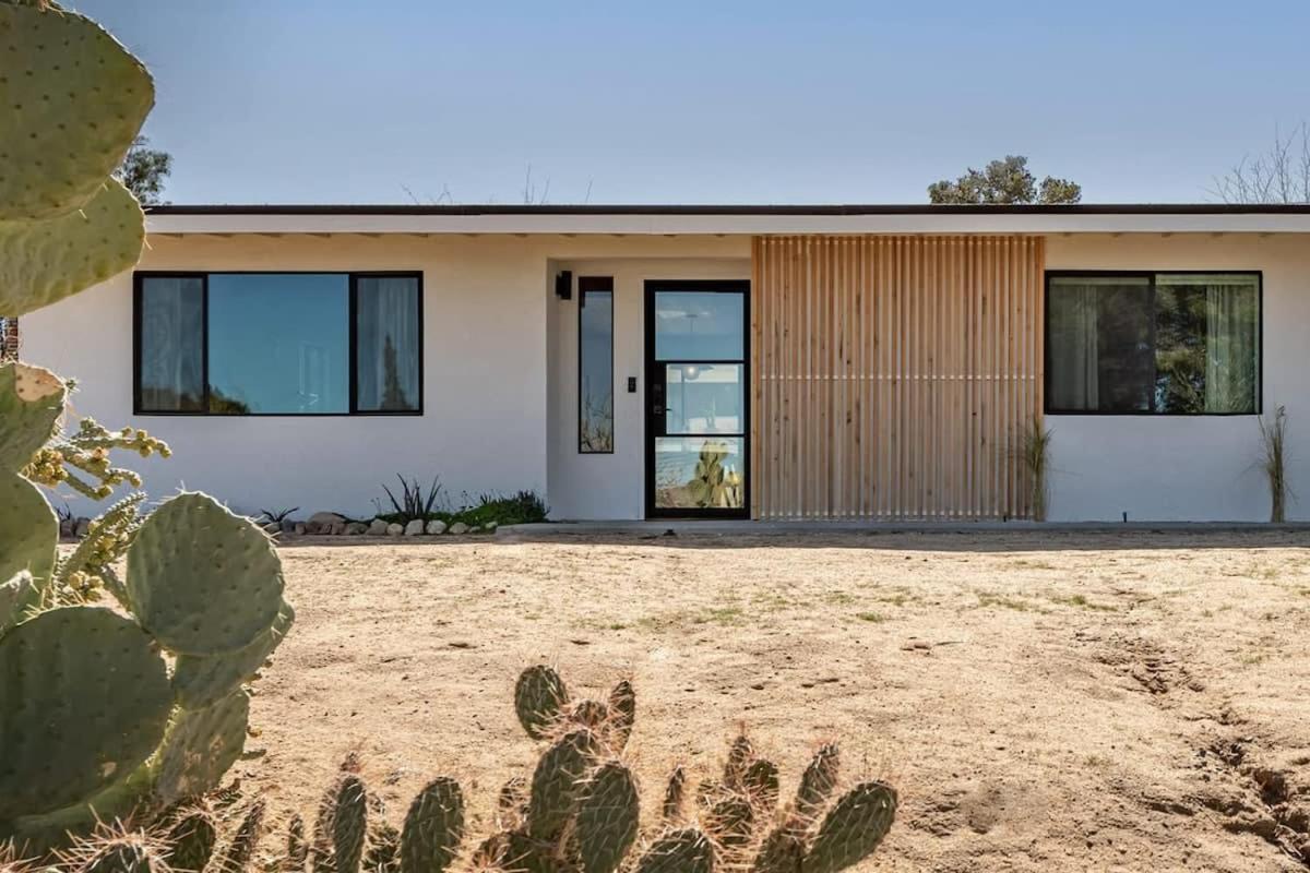Joshua Tree - Le Tout Petit W Hot Tub ภายนอก รูปภาพ