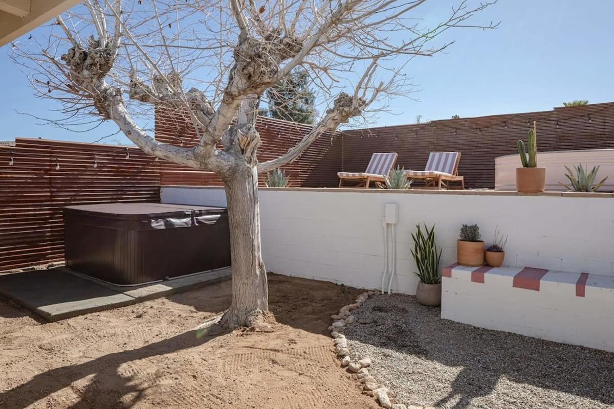 Joshua Tree - Le Tout Petit W Hot Tub ภายนอก รูปภาพ